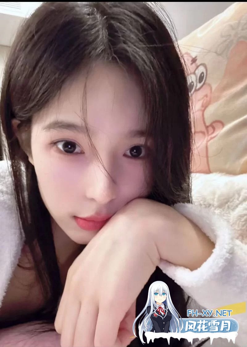 郑州科技学院音乐舞蹈系❤️冯佩霞❤️背着男友出轨约炮，大量不雅照与视频流出！[438M/1V＋17P]-1.jpg